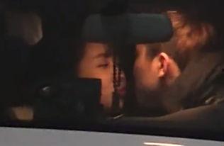 杨紫亲吻视频,甜蜜画面引网友热议