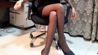 穿连体丝袜教学视频,从新手到达人，穿出时尚连体丝袜风采